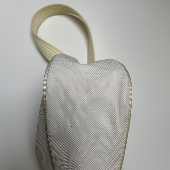 Classic Lacoste Hobo Shoulder Bag - Picture 5 of 10